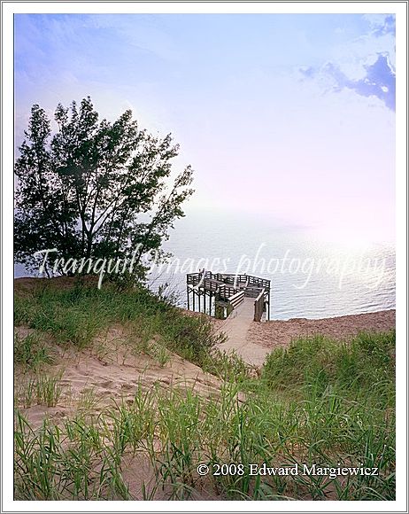 450511  Overlooking Lake Michigan from the Sleeping Dunes NP